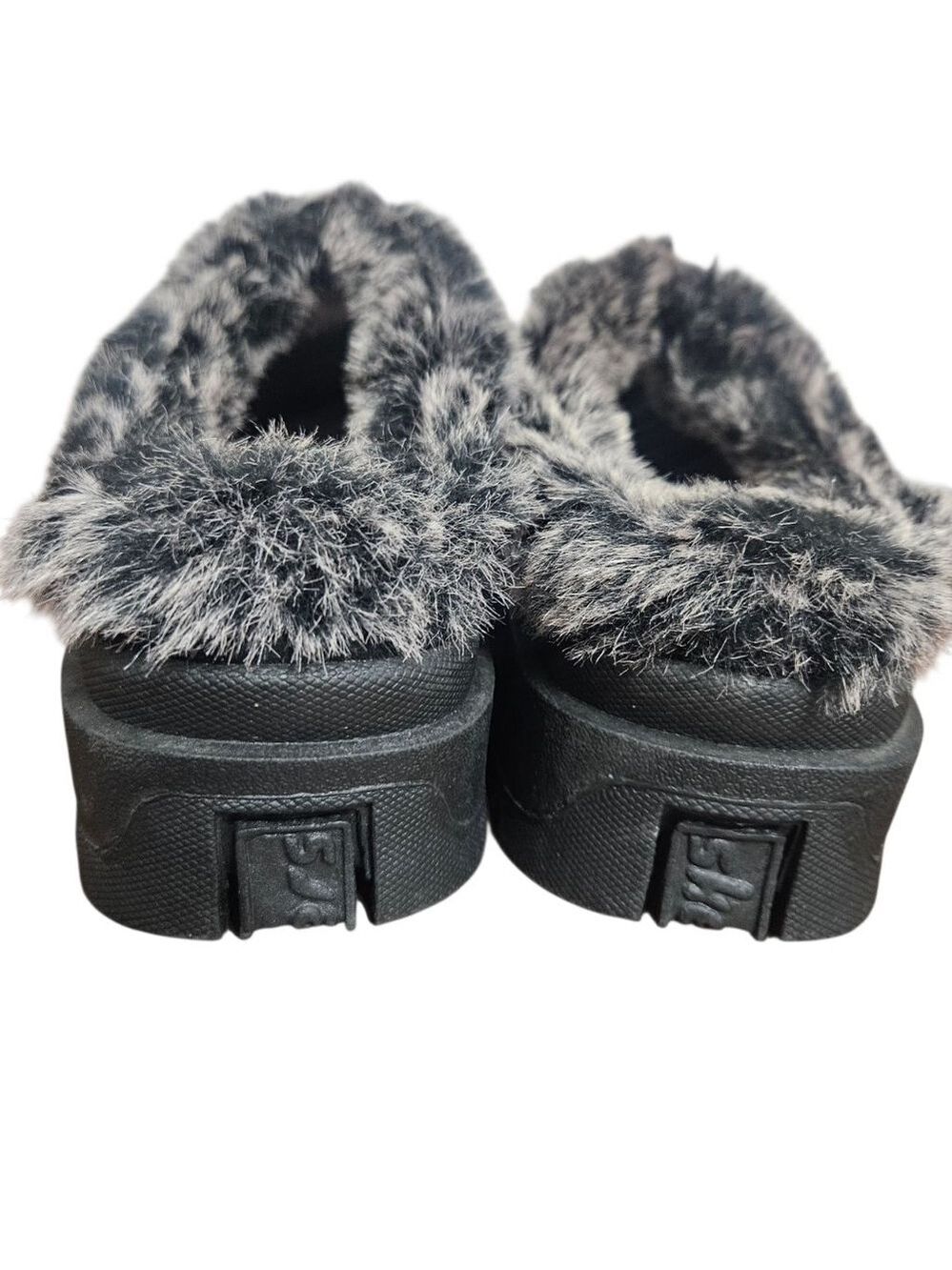 NWOT SKETCHERS Fortress Platform Black Women's Faux Fur Clogs Slip On Sz 6 - Picture 3 of 6